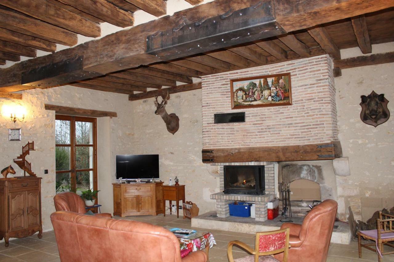 Bed and Breakfast Domaine De La Touche Mosnay Экстерьер фото